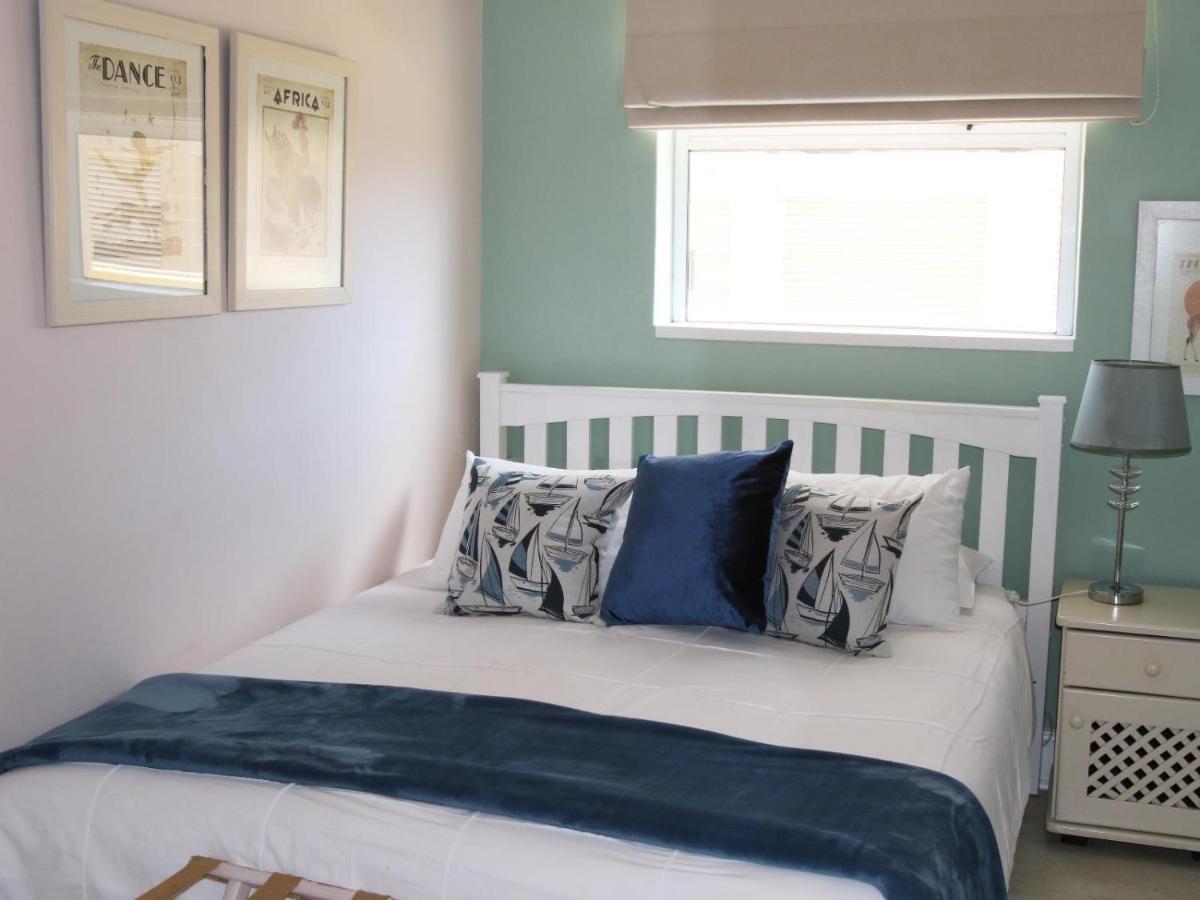 קייפטאון Dolphin Inn Guesthouse מראה חיצוני תמונה