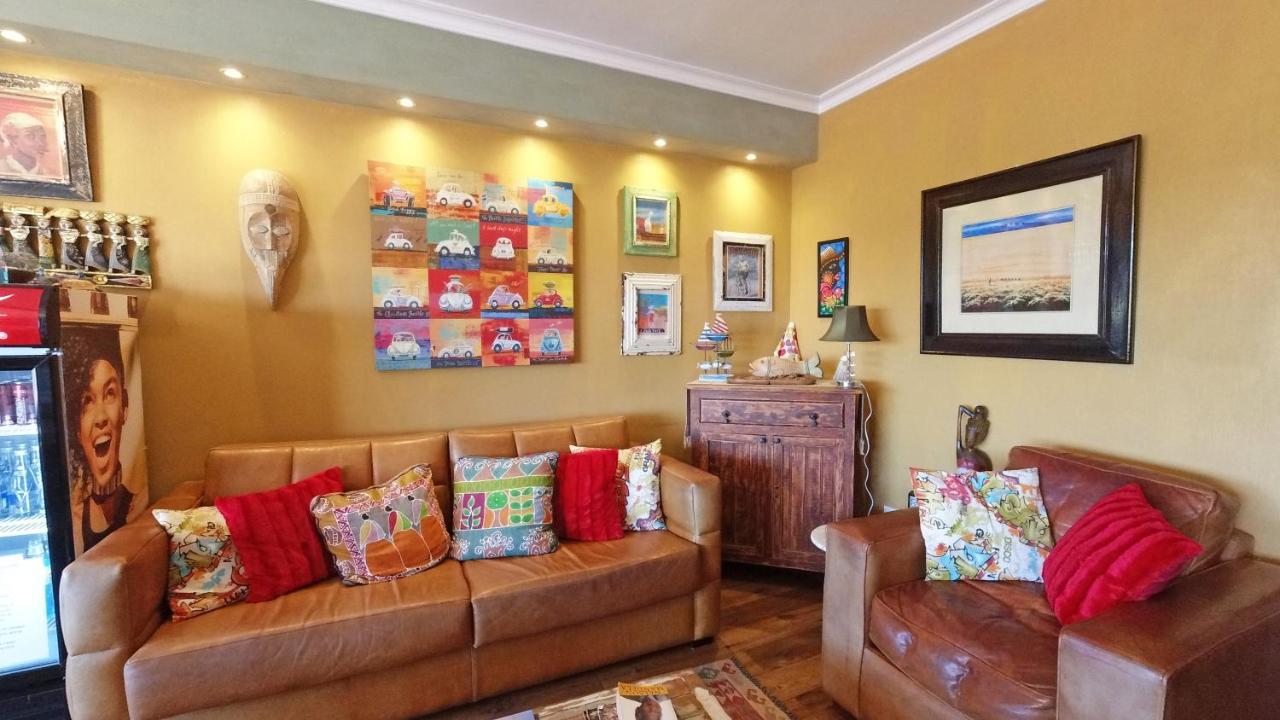 קייפטאון Dolphin Inn Guesthouse מראה חיצוני תמונה