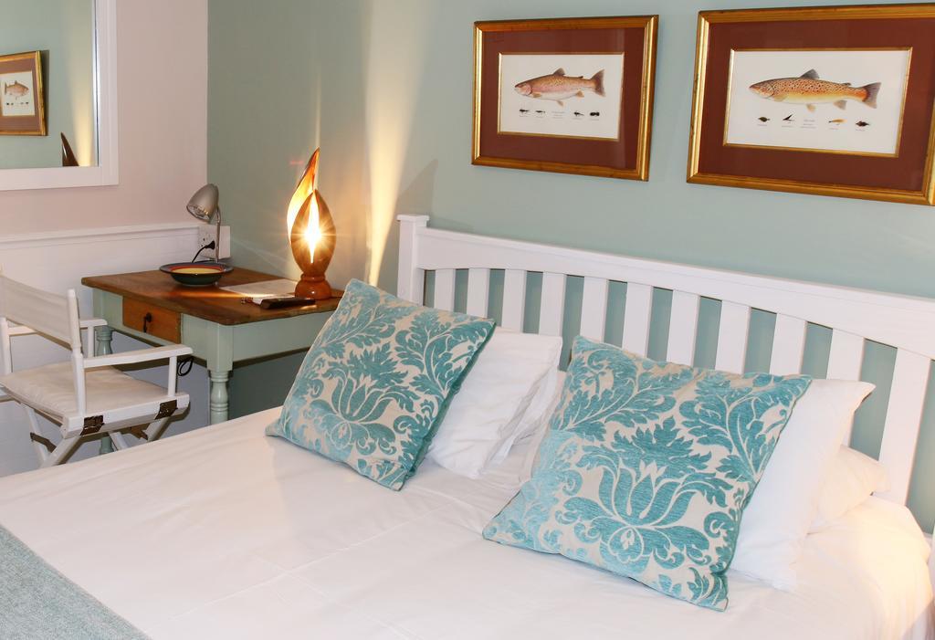 קייפטאון Dolphin Inn Guesthouse מראה חיצוני תמונה